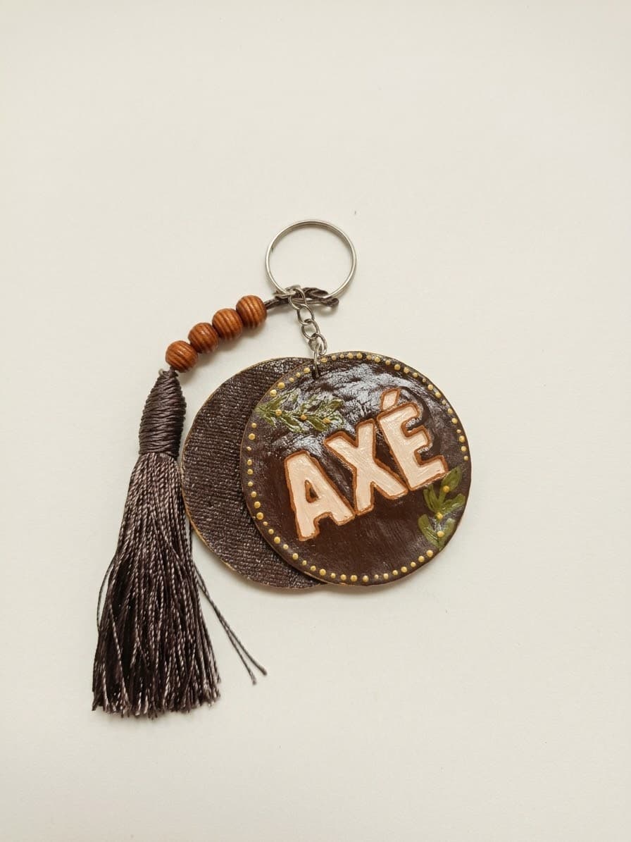 Chaveiro Axé em cerâmica fria /acessório Chaveiro Axé em cerâmica fria /acessório