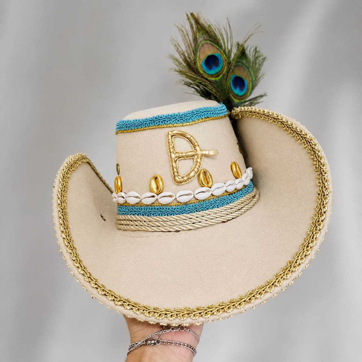Chapéu Personalizado para Òrìṣà Caçadores | Logún-Èdè e Ọ̀ṣọ́ọ̀sì Chapéu Personalizado para Òrìṣà Caçadores | Logún-Èdè e Ọ̀ṣọ́ọ̀sì