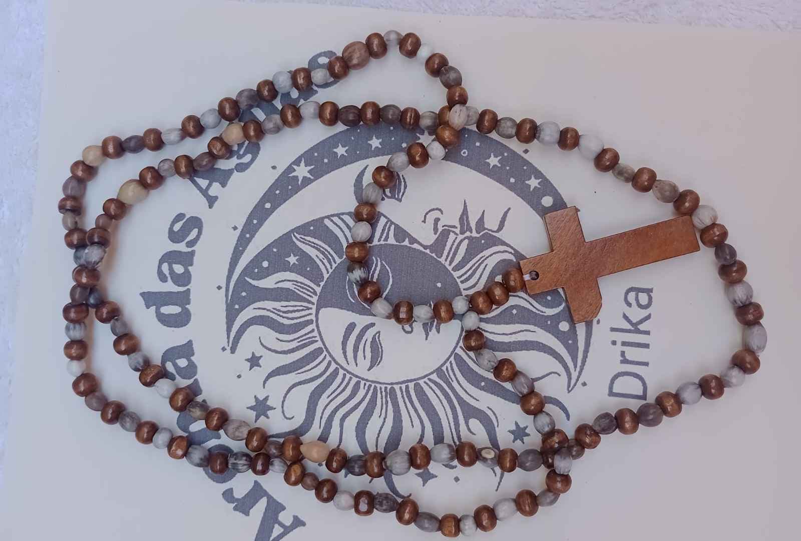 Crucifixo preto(a) velho(a) Crucifixo preto(a) velho(a)
