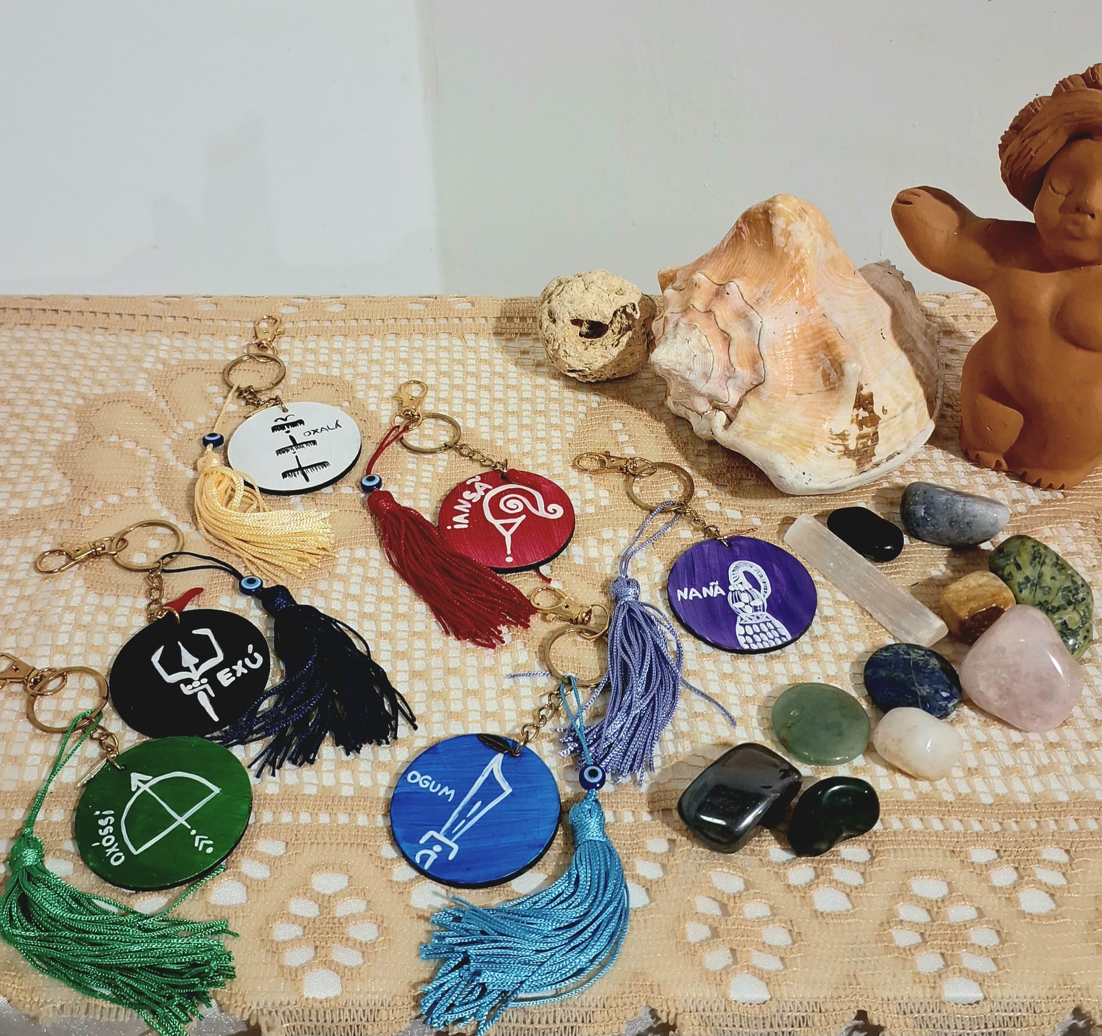✨ Chaveiros Orixás — Amuletos de Axé ✨ Chaveiros Orixás — Amuletos de Axé