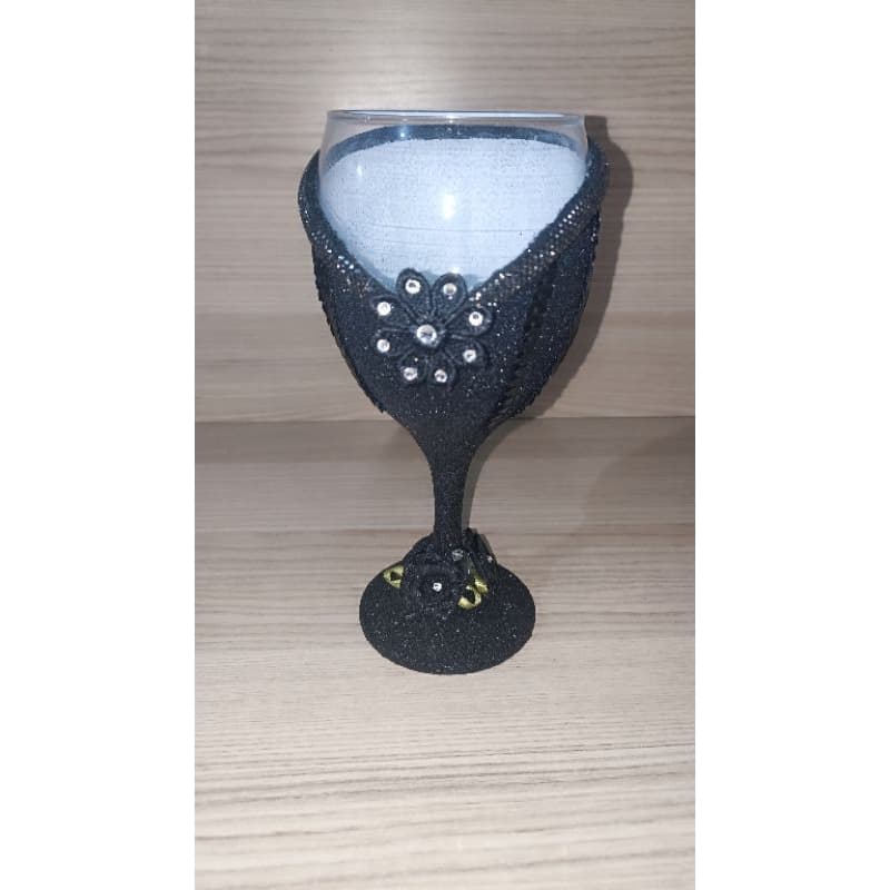 Taça Para Pombagira Luxo Preta com Strass | Taça Ritual Umbanda Decorativa Elegante Taça Para Pombagira Luxo Preta com Strass | Taça Ritual Umbanda Decorativa Elegante