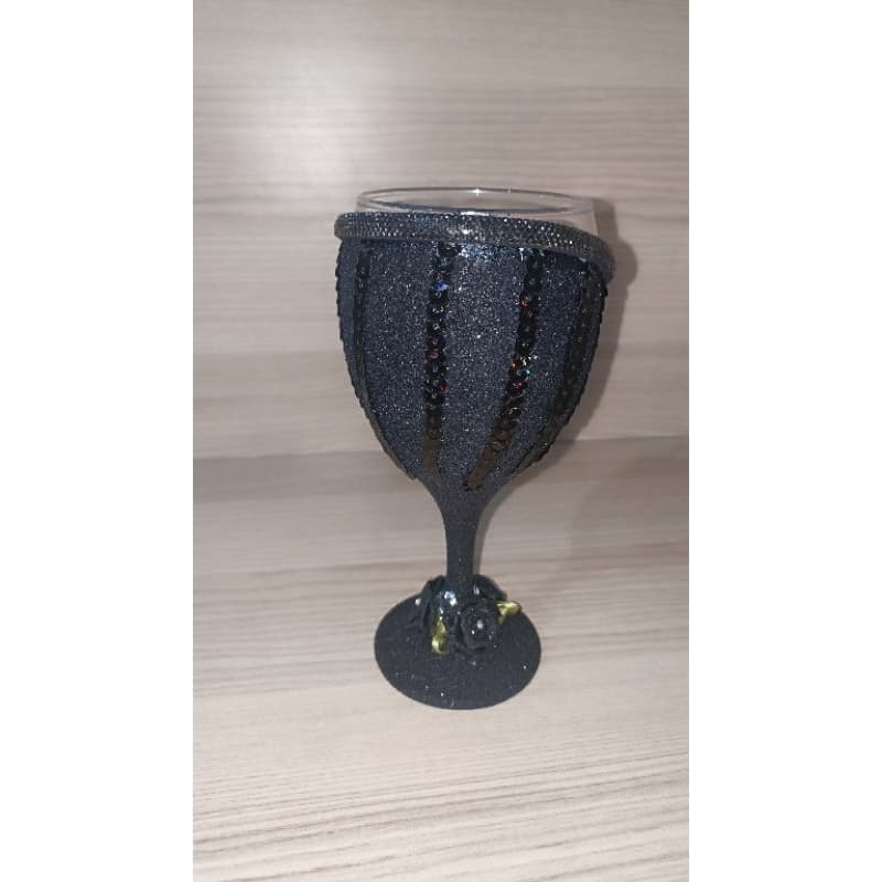 Taça Para Pombagira Luxo Preta com Strass | Taça Ritual Umbanda Decorativa Elegante Taça Para Pombagira Luxo Preta com Strass | Taça Ritual Umbanda Decorativa Elegante