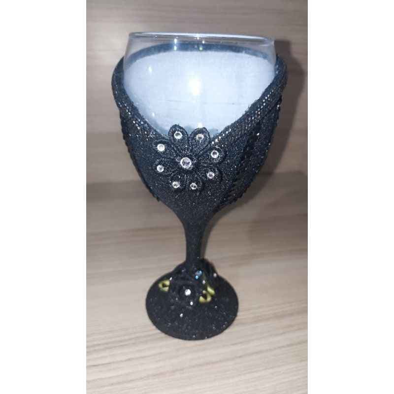 Taça Para Pombagira Luxo Preta com Strass | Taça Ritual Umbanda Decorativa Elegante Taça Para Pombagira Luxo Preta com Strass | Taça Ritual Umbanda Decorativa Elegante