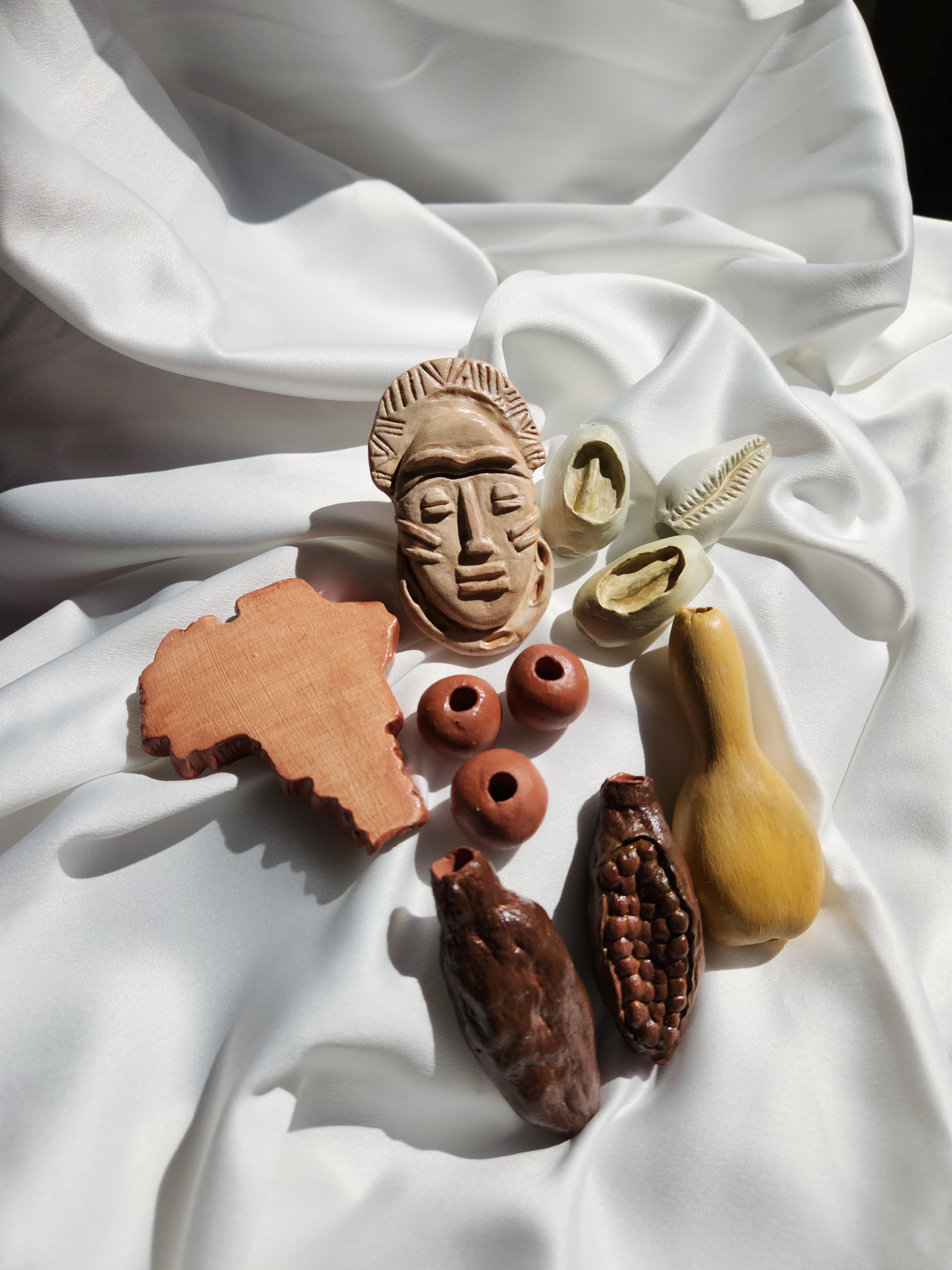 Penduricalho Ancestral Afro | Búzios, Pimenta-da-Costa e Cabaça Penduricalho Ancestral Afro | Búzios, Pimenta-da-Costa e Cabaça