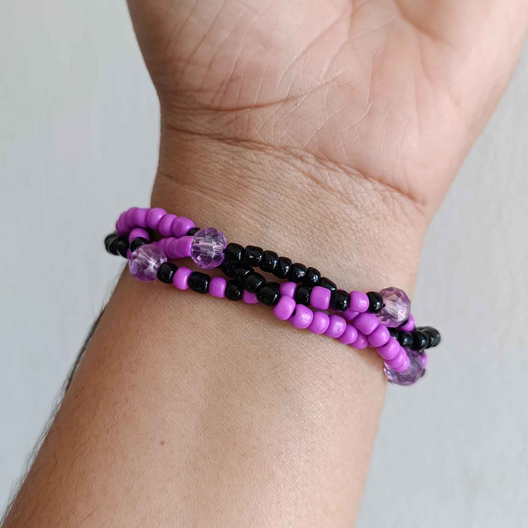 Pulseira 3 fios de Pomba Gira Pulseira 3 fios de Pomba Gira