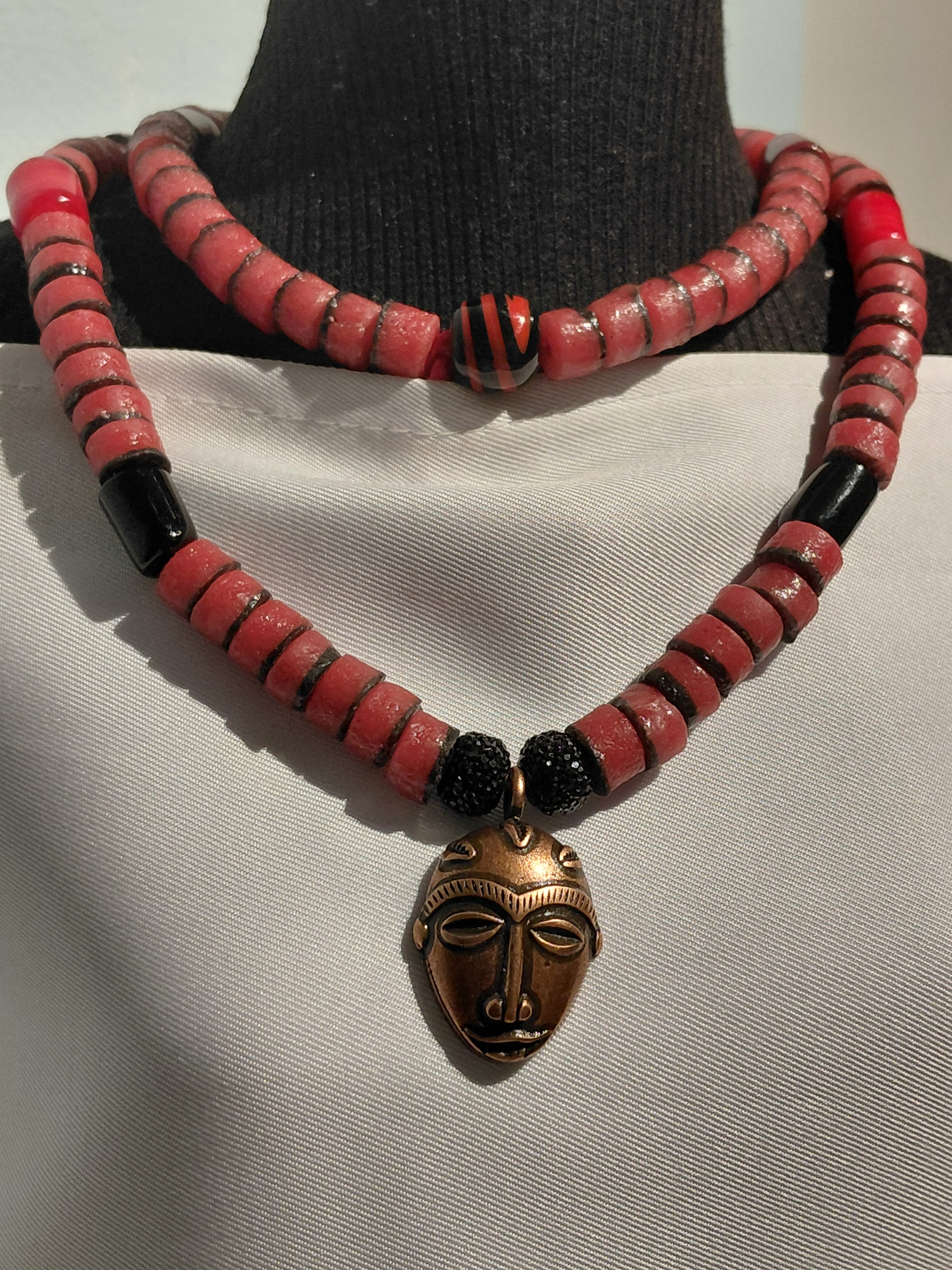 Ileke de Èṣù Ileke de Èṣù