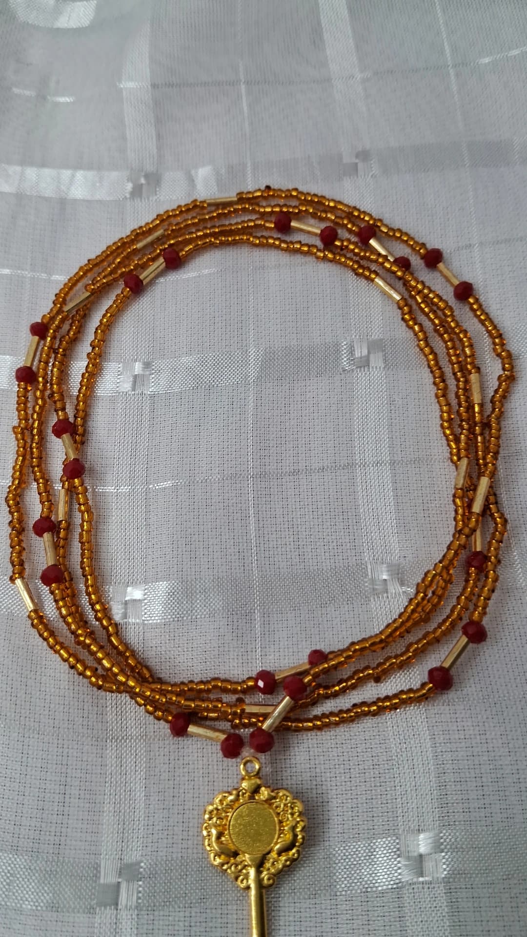 Fio de Oxum com Vermelho Fio de Oxum com Vermelho