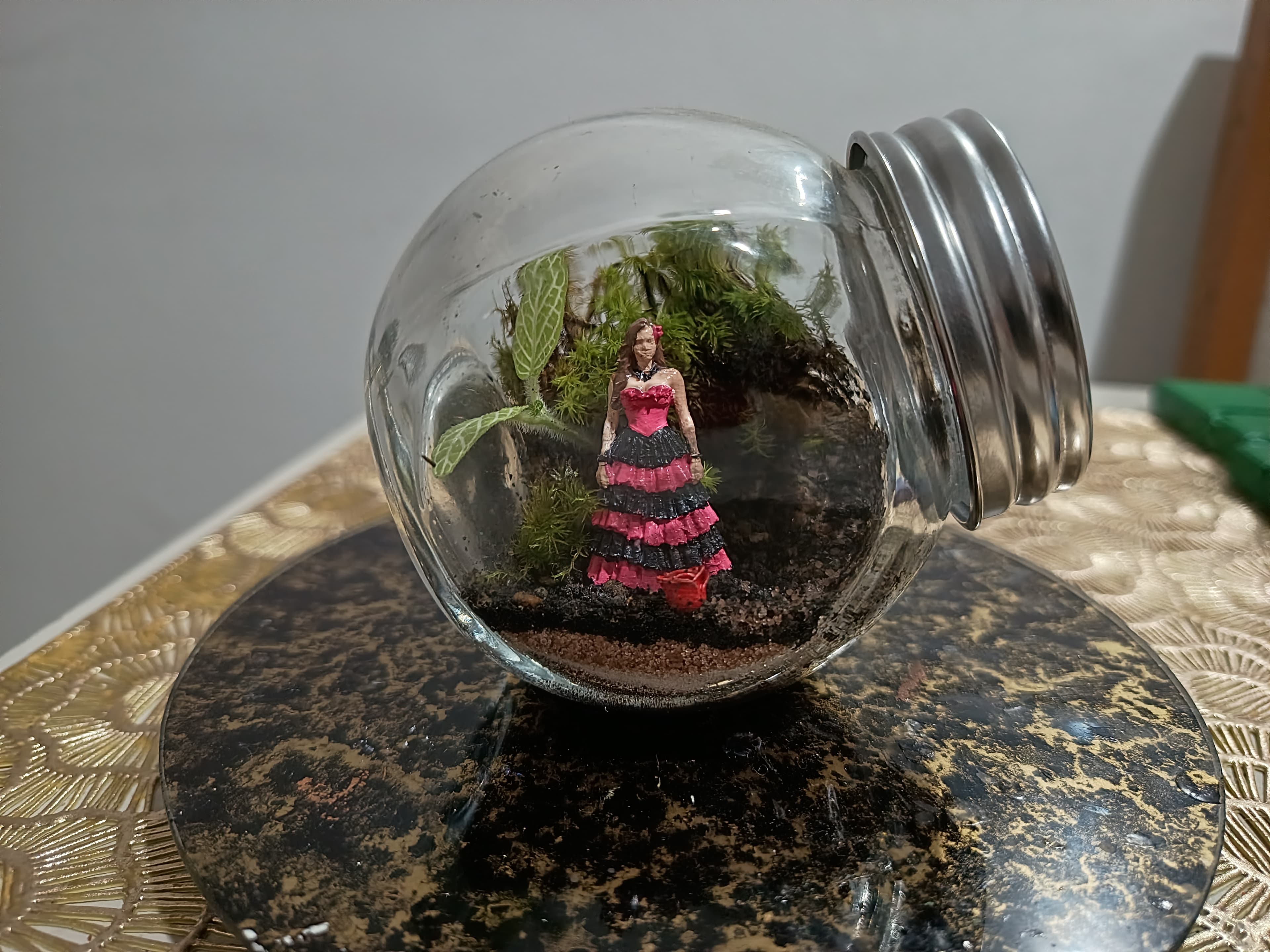 Mini terrário Cigana Menina Moça Mini terrário Cigana Menina Moça