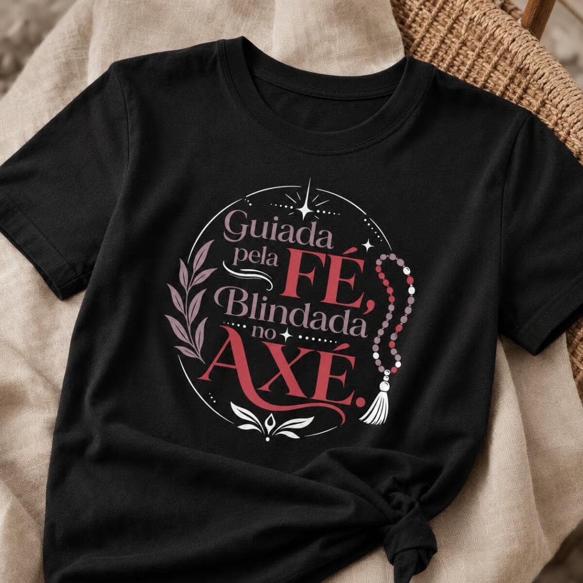 Camiseta: Guiada Pela Fé, Blindada no Axé. Camiseta: Guiada Pela Fé, Blindada no Axé.