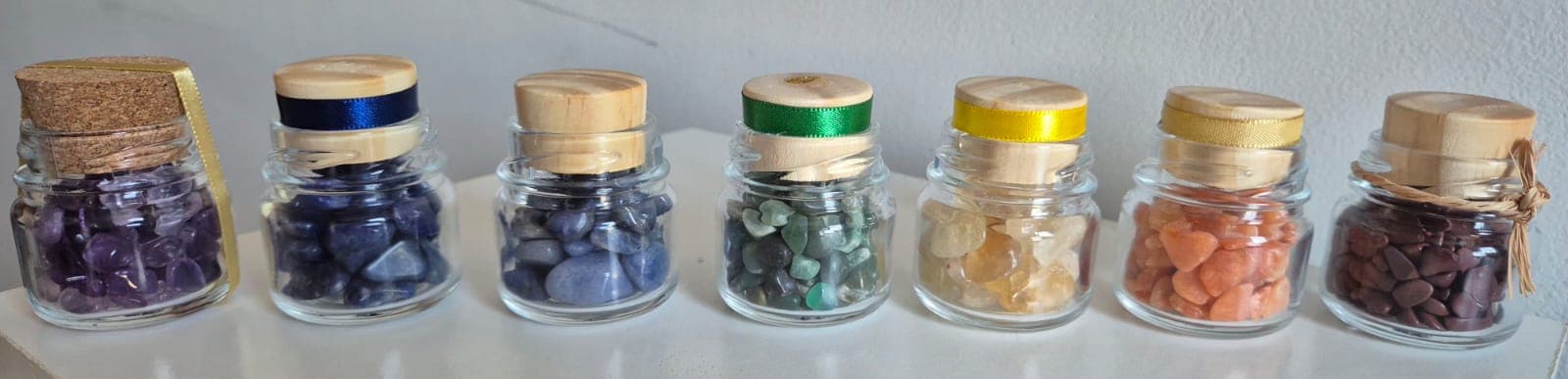 Kit Pote dos 7 Chakras - Um kit completo com potes intencionados Kit Pote dos 7 Chakras - Um kit completo com potes intencionados
