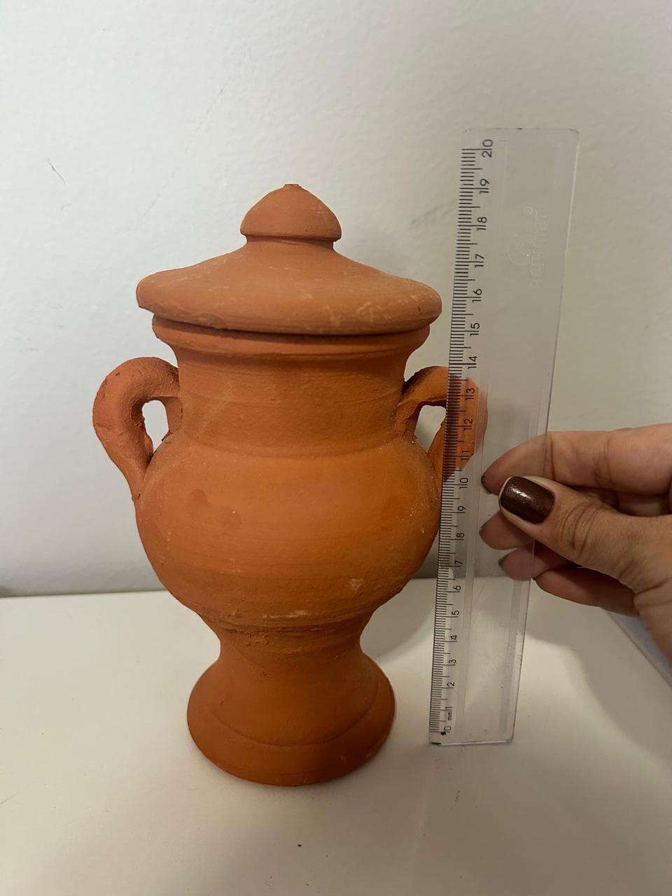 Quartinha de Barro 16cm Com Asa/Alça Assentamento Fundamento Umbanda Candomble Quartinha de Barro 16cm Com Asa/Alça Assentamento Fundamento Umbanda Candomble