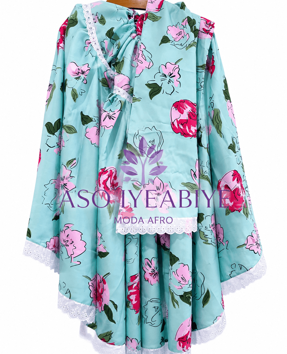 Roupa de candomblé e umbanda. Saia e pano de cabeça. Roupa de candomblé e umbanda. Saia e pano de cabeça.