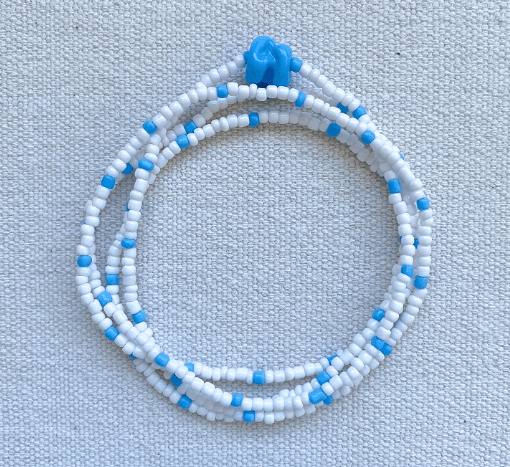 Guia de Oxaguian Azul e Branca Fio de Contas Guia de Proteção Orixá Miçanga no Cordonê 65cm Guia de Oxaguian Azul e Branca Fio de Contas Guia de Proteção Orixá Miçanga no Cordonê 65cm