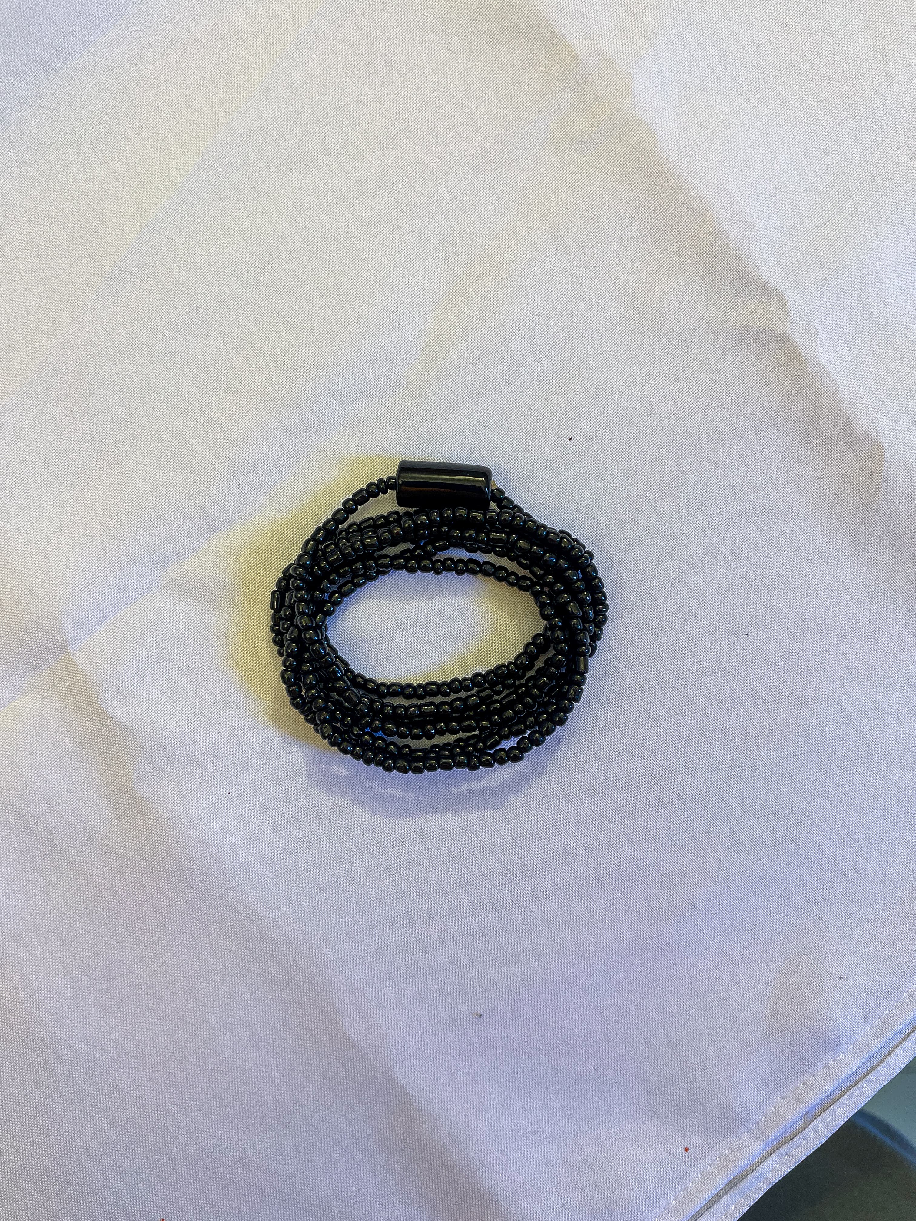 Guia de Exu Toda Preta Fio de Contas e Guia de Proteção Esquerda Miçanga no Cordonê 65cm Guia de Exu Toda Preta Fio de Contas e Guia de Proteção Esquerda Miçanga no Cordonê 65cm