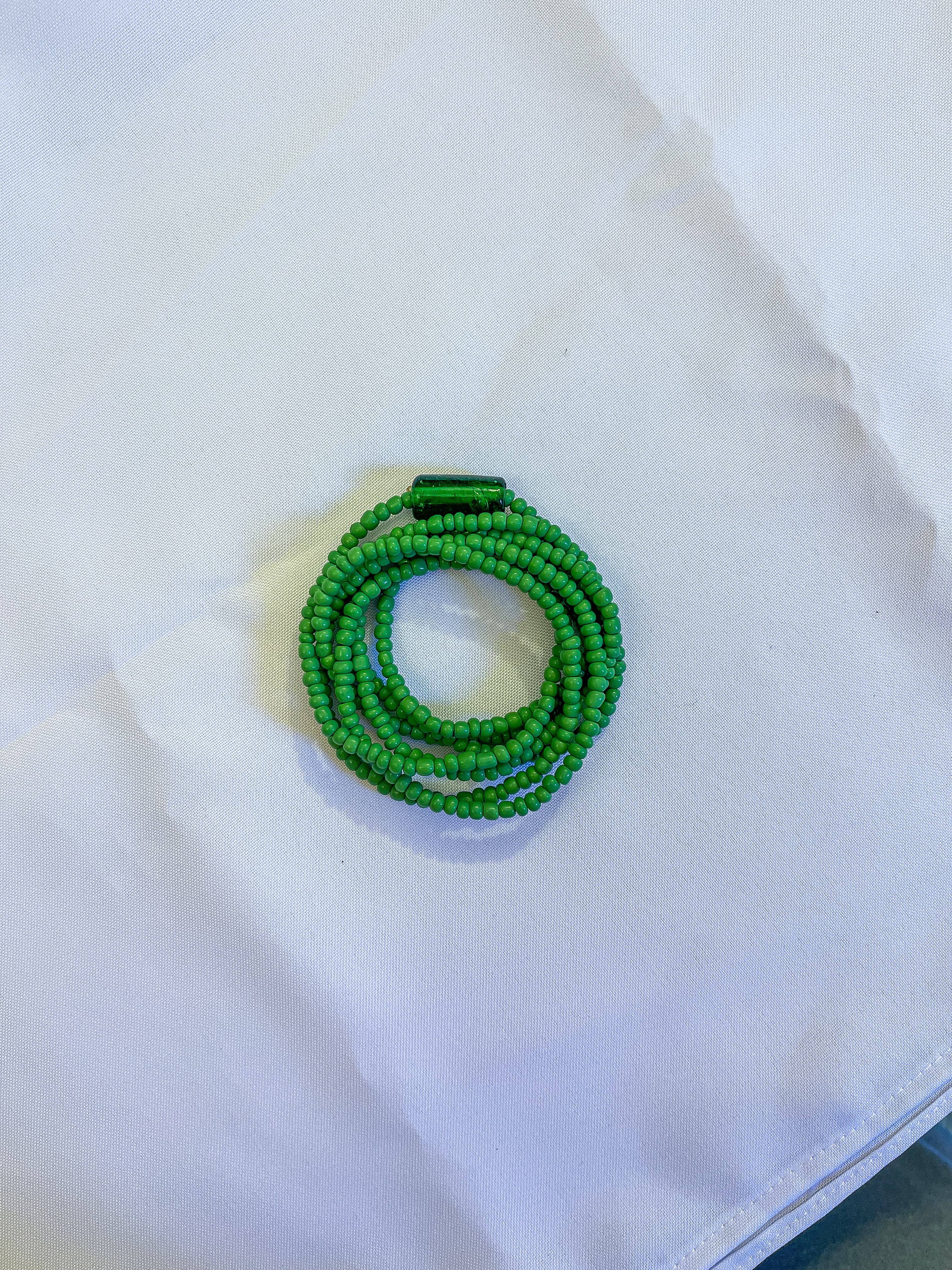 Guia de Oxóssi Verde Fio de Contas e Guia de Proteção Orixá Miçanga no Cordonê 65cm Guia de Oxóssi Verde Fio de Contas e Guia de Proteção Orixá Miçanga no Cordonê 65cm