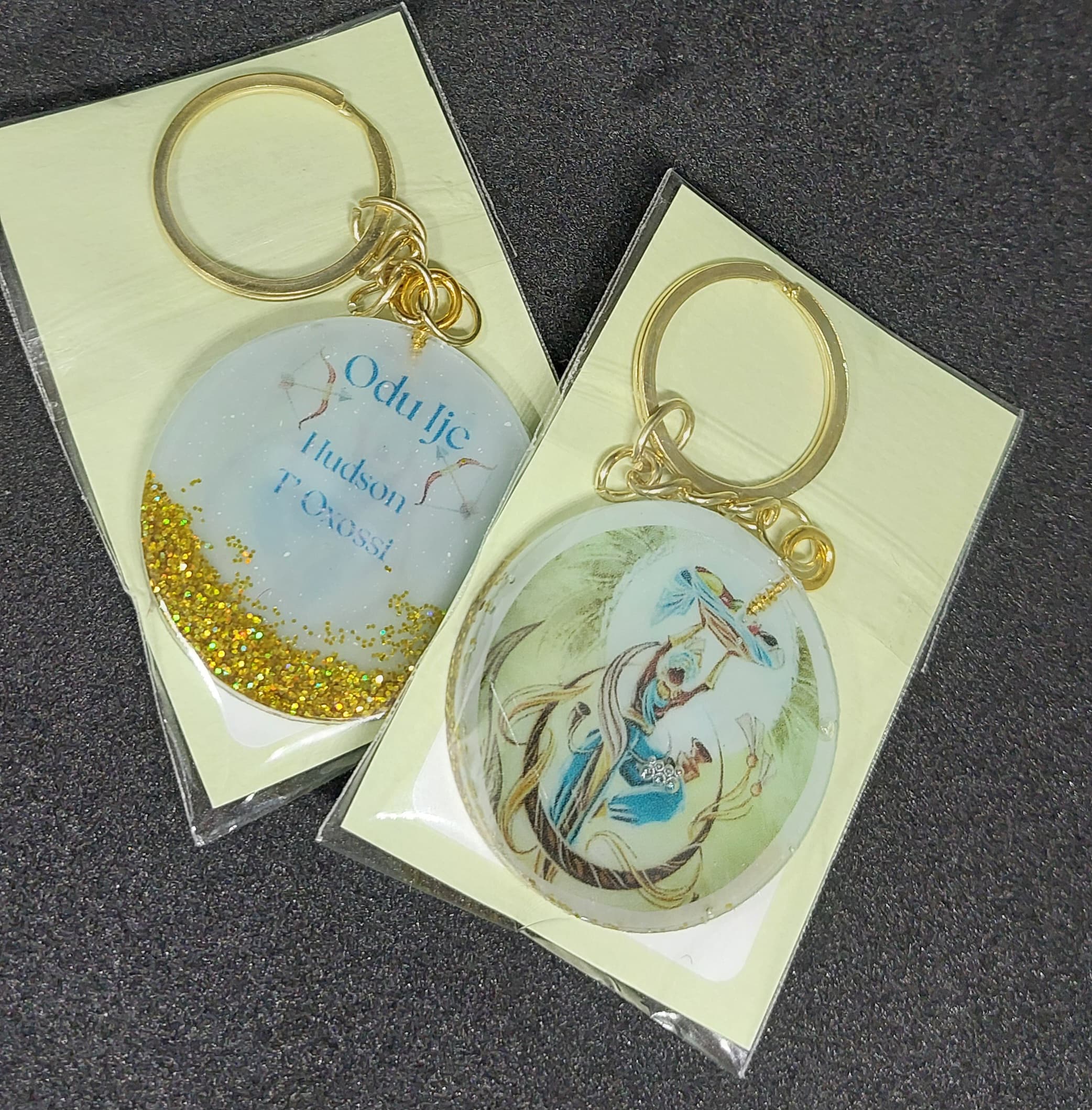 LEMBRANCINHA DE FESTIVIDADE PERSONALIZADA - CHAVEIRO REDONDO COM TAG LEMBRANCINHA DE FESTIVIDADE PERSONALIZADA - CHAVEIRO REDONDO COM TAG