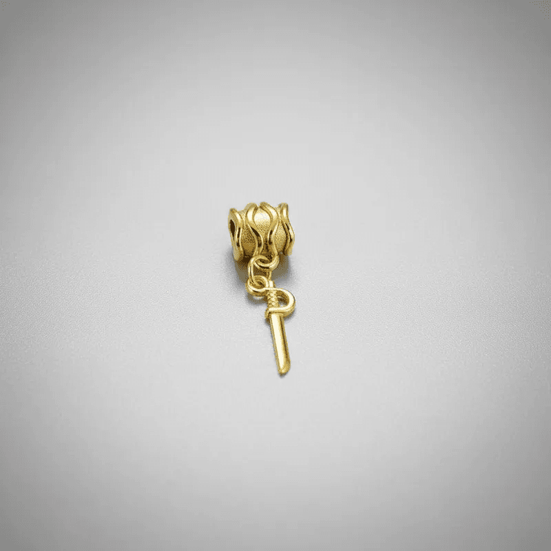Berloque para Pulseira Ferramenta Espada de Ogum dourado Berloque para Pulseira Ferramenta Espada de Ogum dourado