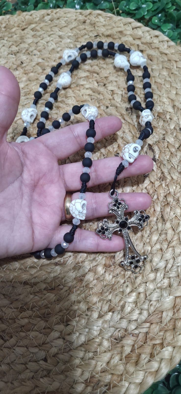 Terço/Guia Linha das almas exu e Pombogiras. Terço/Guia Linha das almas exu e Pombogiras.